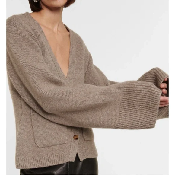 KHAITE NWT Scarlet Cashmere Cardigan Sweater Barley, size Medium - Picture 15 of 16